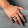 ANELLO CHEVALIER TONDO CON ANCORA MICROFUSA IN ARGENTO 925 GALVANICA RODIO BRUNITO