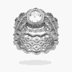 ANELLO FASCIONE CON LAVORAZIONE FILIGRANA E ZIRCONI BIANCHI CON ZIRCONE OVALE BIANCO IN ARGENTO 925 RODIATO