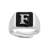 ANELLO CHEVALIER QUADRATO CON LETTERA INIZIALE CON ZIRCONI BIANCHI CON FONDO ZIRCONI NERI IN ARGENTO 925 GALVANICA RODIO