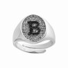 ANELLO CHEVALIER CON LETTERA INIZIALE CON ZIRCONI NERI CON FONDO ZIRCONI BIANCHI IN ARGENTO 925 GALVANICA RODIO