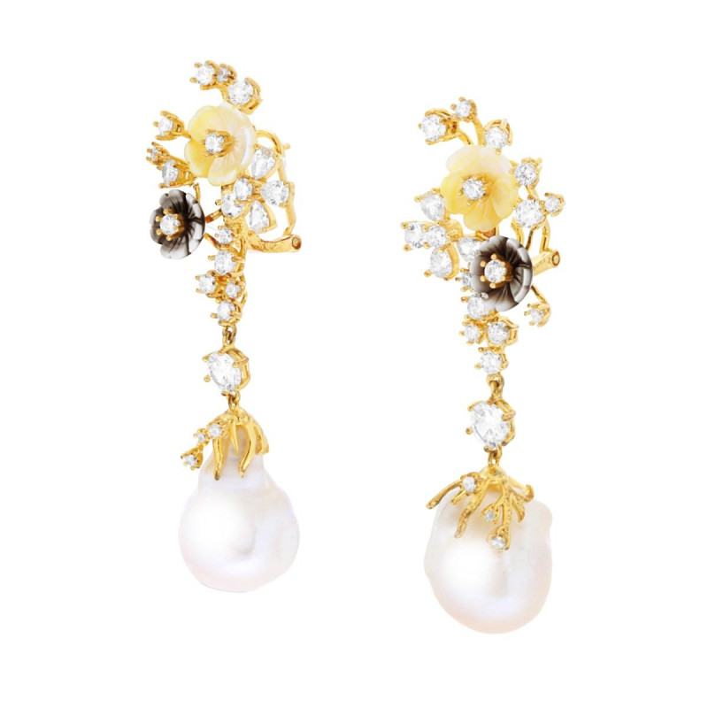 ORECCHINI FIORI MADREPERLA CON ZIRCONI BIANCHI E PERLA SCARAMAZZA PENDENTE IN ARGENTO 925 GALVANICA ORO