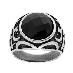ANELLO CHEVALIER TONDO CON CRYSTAL NERO E DECORI LATERALI IN ACCIAIO BRUNITO