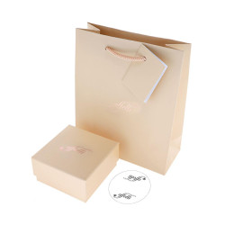 ASTUCCIO MULTIUSO PER GIOIELLI CM 7 X 7 H 4 COLORE CREMA CON SHOPPER INCLUSA BRAND EFFETTI