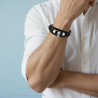 BRACCIALE UOMO MULTIFILO IN ECOPELLE NERO CON TESCHIO IN ACCIAIO